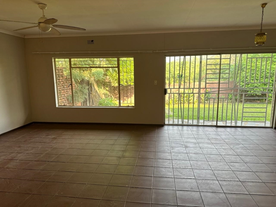 3 Bedroom Property for Sale in Geelhoutpark North West